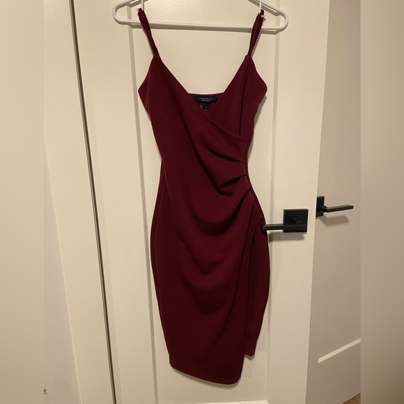 Maroon Dress - Picture 1 of 3